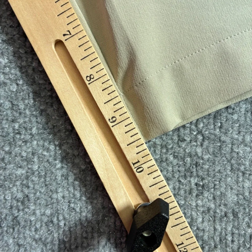 Cutter & Buck Golf Shorts Mens 34 Tan Good Stretch Performance Activewear